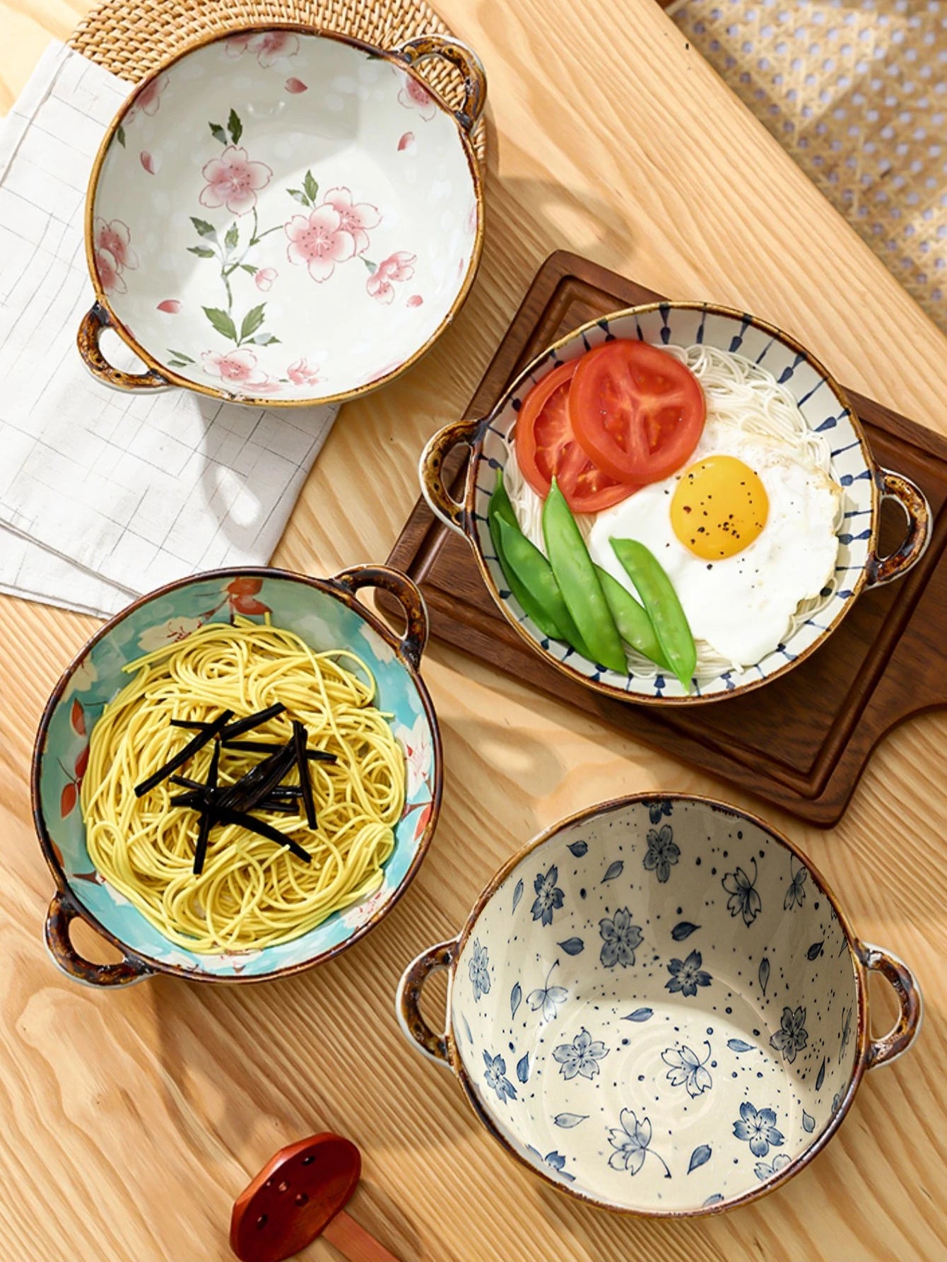 7.5-inch Japanese Ceramic Noodle Bowl with Handle -Microwave & Oven Safe Tableware